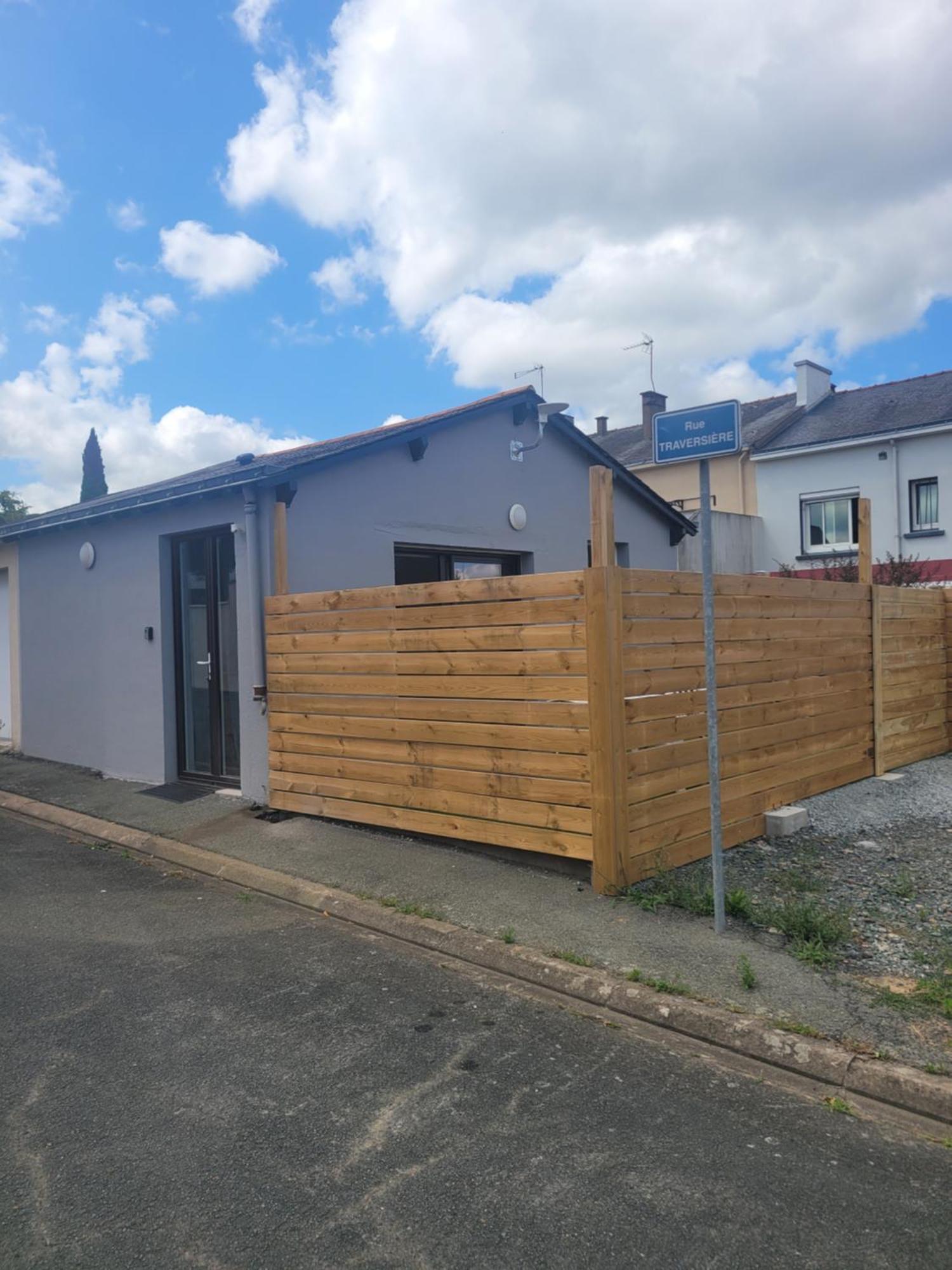 Le Studio Saint-Pierre-Montlimart Exterior photo